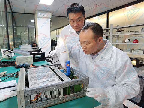 儀器維修中芯圖片 儀器維修中芯圖片